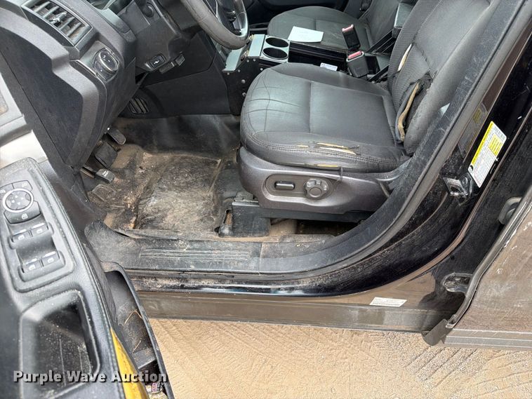 image for item EX4081 2019 Ford Explorer Police SUV