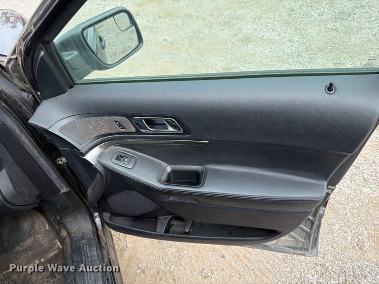 image for item EX4081 2019 Ford Explorer Police SUV