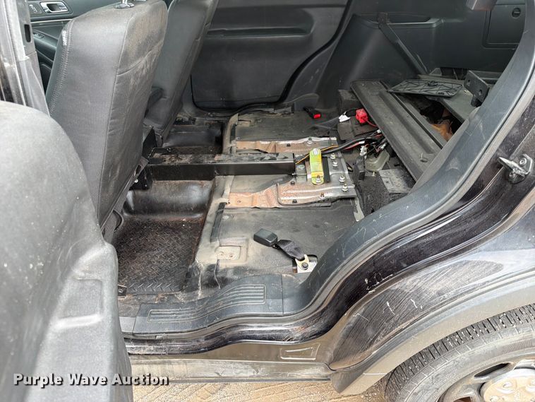 image for item EX4081 2019 Ford Explorer Police SUV
