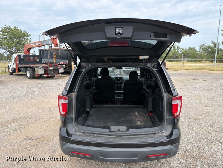 image for item EX4081 2019 Ford Explorer Police SUV