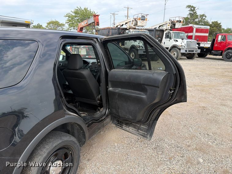 image for item EX4081 2019 Ford Explorer Police SUV