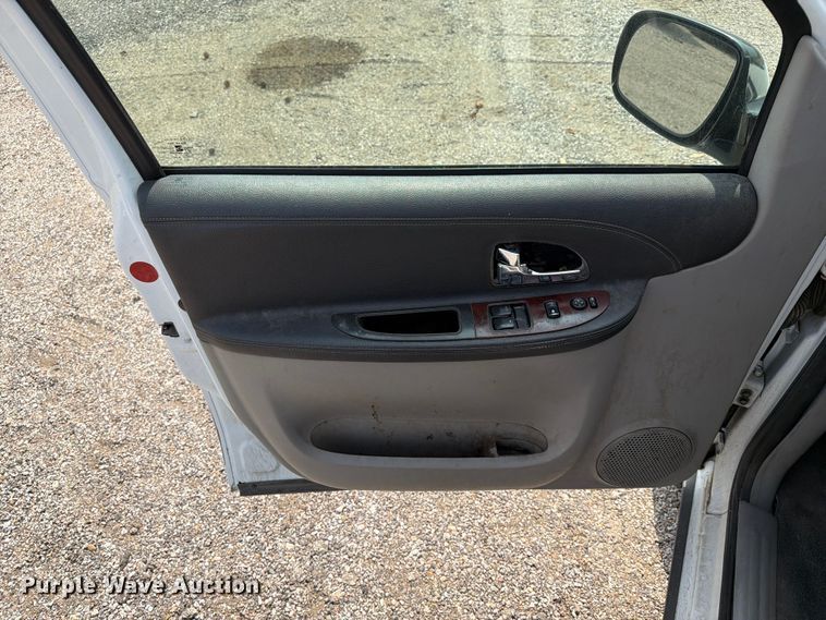 image for item EX4084 2008 Chevrolet Uplander cargo van