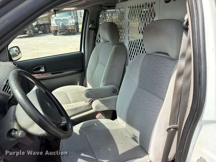 image for item EX4084 2008 Chevrolet Uplander cargo van