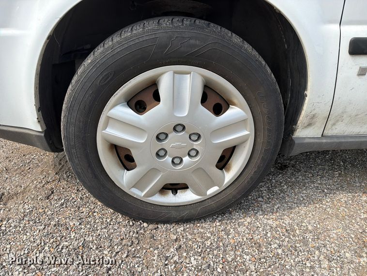 image for item EX4084 2008 Chevrolet Uplander cargo van