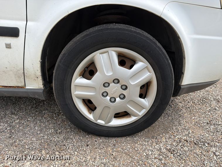 image for item EX4084 2008 Chevrolet Uplander cargo van