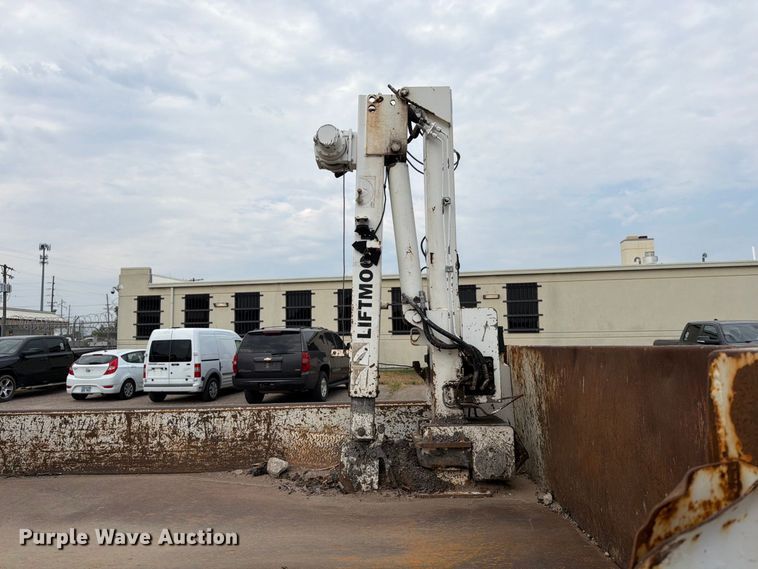 image for item EX4087 2016 Ford F550 dump truck