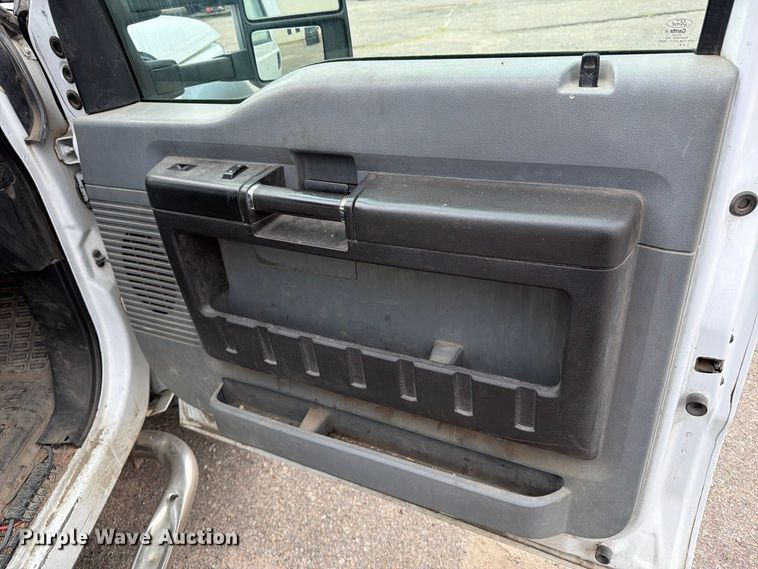 image for item EX4087 2016 Ford F550 dump truck