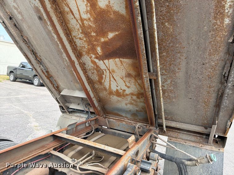 image for item EX4087 2016 Ford F550 dump truck