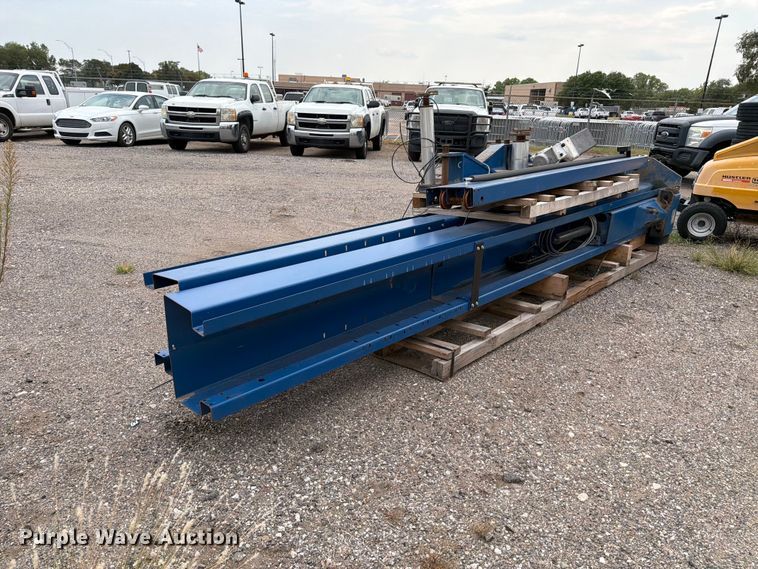 image for item EX4089 Automotive lift