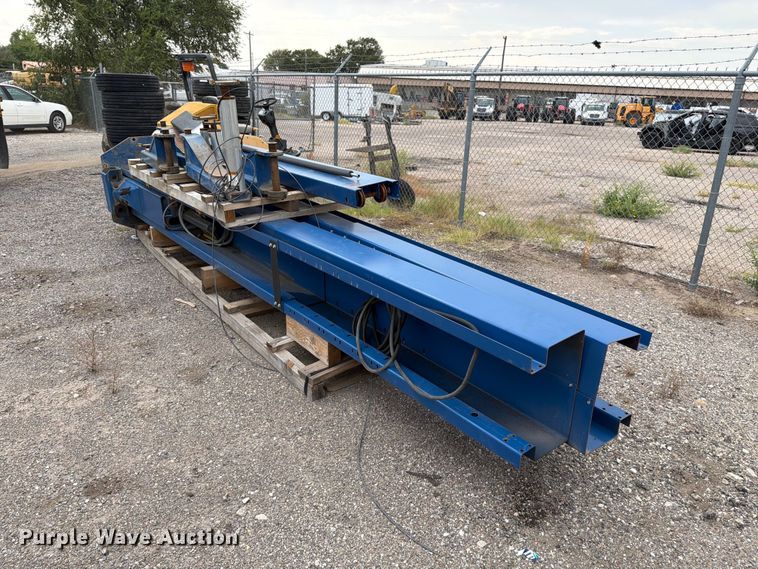 image for item EX4089 Automotive lift