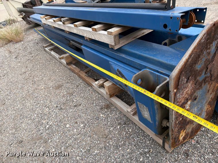 image for item EX4089 Automotive lift