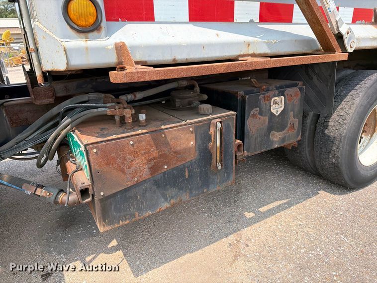 image for item EX4093 2009 International WorkStar 7500 dump truck