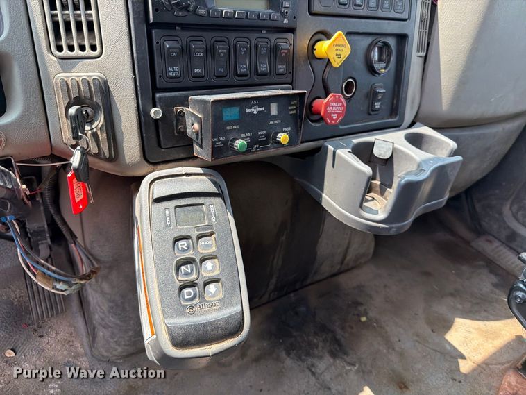 image for item EX4093 2009 International WorkStar 7500 dump truck