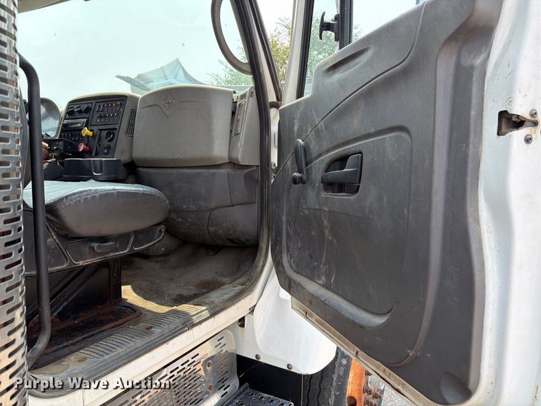 image for item EX4093 2009 International WorkStar 7500 dump truck