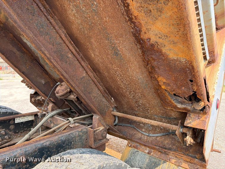 image for item EX4093 2009 International WorkStar 7500 dump truck