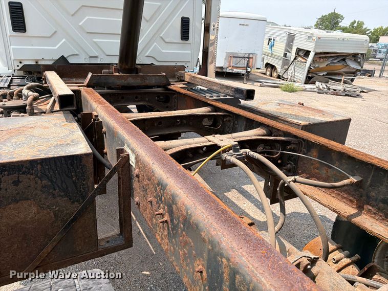 image for item EX4093 2009 International WorkStar 7500 dump truck
