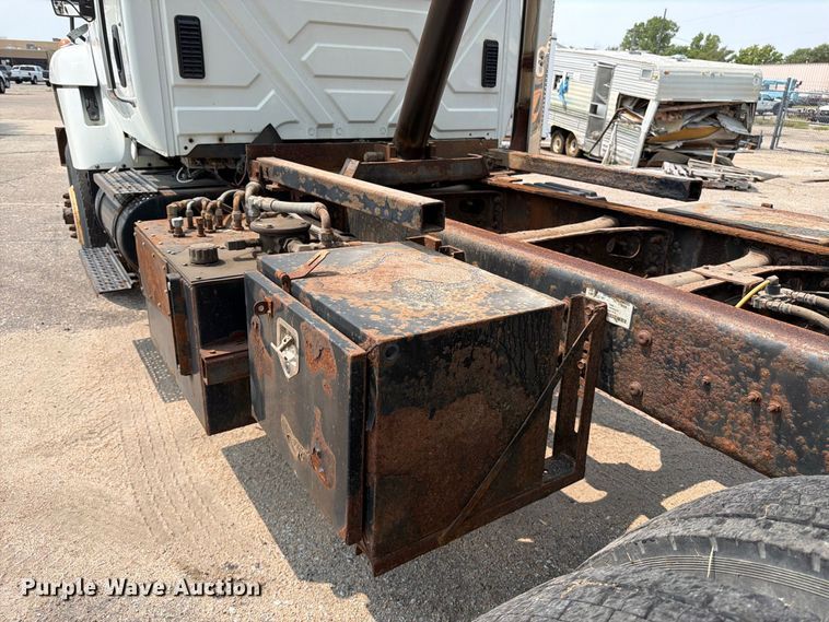 image for item EX4093 2009 International WorkStar 7500 dump truck