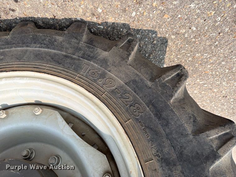 image for item EX4094 2013 Massey Ferguson 7619 Dyna-6 MFWD tractor