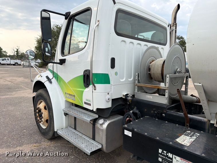 image for item EX4096 2010 Freightliner M2 Business Class Hybrid Electric water truck