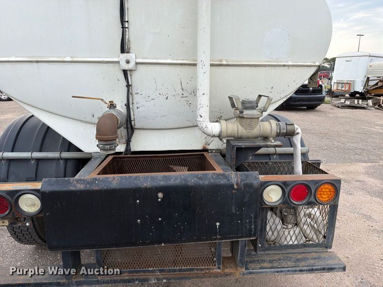 image for item EX4096 2010 Freightliner M2 Business Class Hybrid Electric water truck