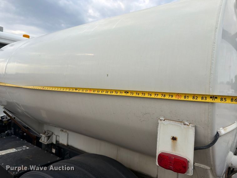 image for item EX4096 2010 Freightliner M2 Business Class Hybrid Electric water truck