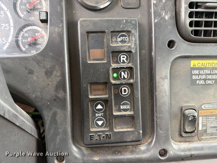 image for item EX4096 2010 Freightliner M2 Business Class Hybrid Electric water truck