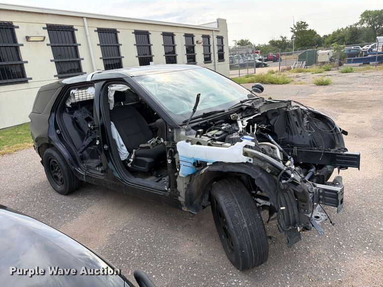 image for item EX4097 2022 Ford Explorer Police SUV