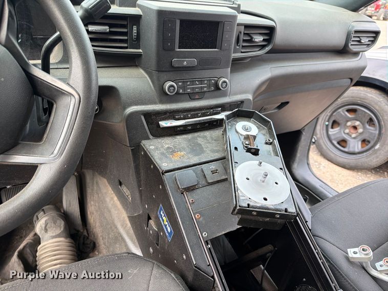 image for item EX4097 2022 Ford Explorer Police SUV