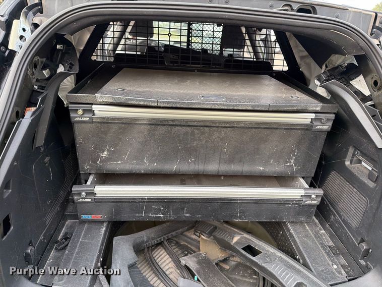 image for item EX4097 2022 Ford Explorer Police SUV