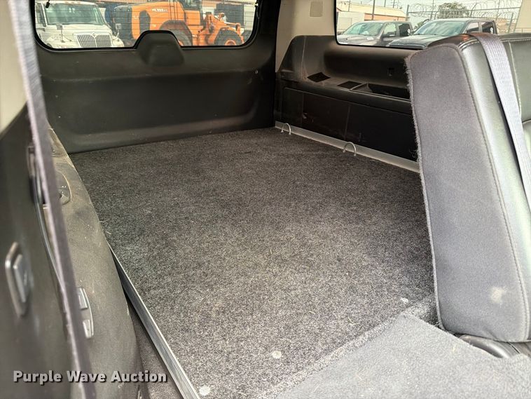 image for item EX4099 2010 Chevrolet Suburban 1500  SUV