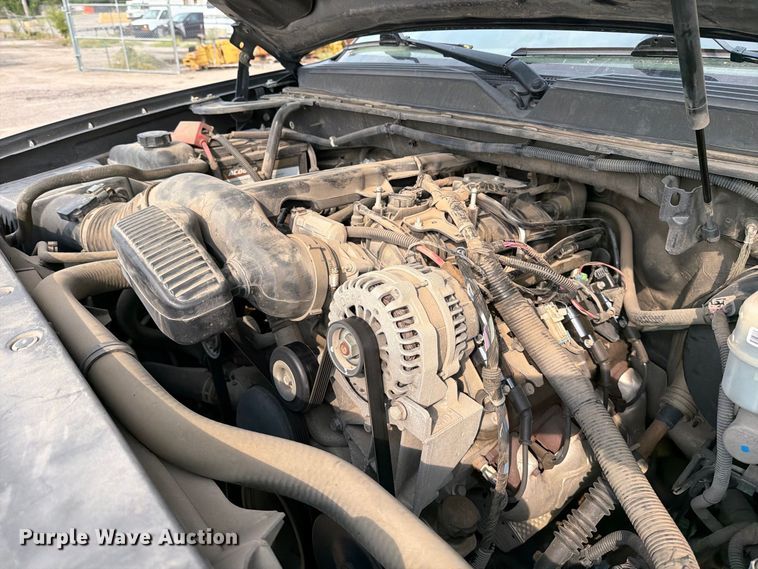 image for item EX4099 2010 Chevrolet Suburban 1500  SUV