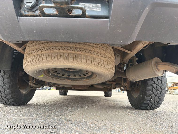 image for item EX4099 2010 Chevrolet Suburban 1500  SUV