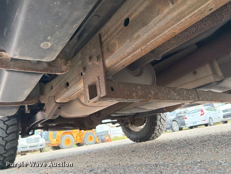 image for item EX4099 2010 Chevrolet Suburban 1500  SUV