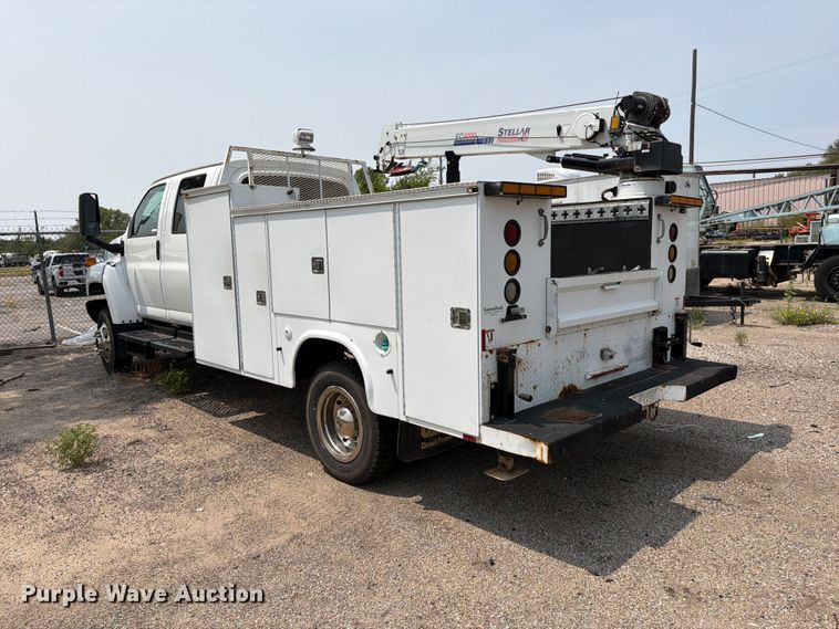 image for item EX4101 2008 Chevrolet C5500 Crew Cab utility / service truck