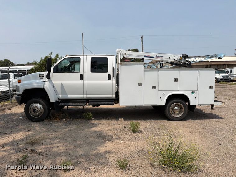 image for item EX4101 2008 Chevrolet C5500 Crew Cab utility / service truck
