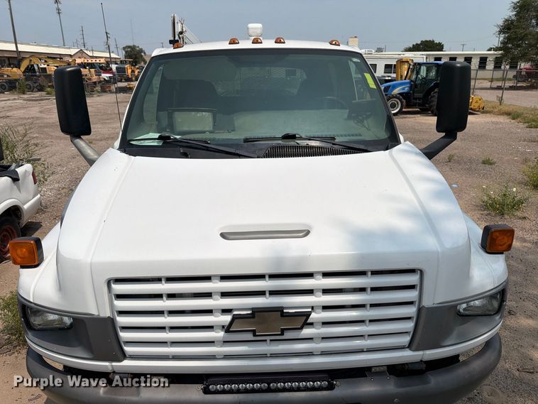 image for item EX4101 2008 Chevrolet C5500 Crew Cab utility / service truck