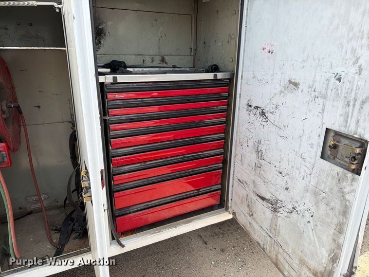 image for item EX4101 2008 Chevrolet C5500 Crew Cab utility / service truck