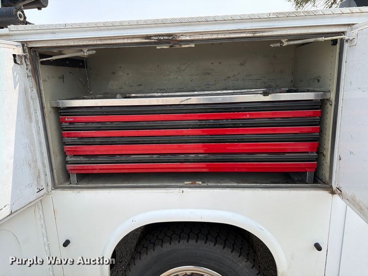 image for item EX4101 2008 Chevrolet C5500 Crew Cab utility / service truck