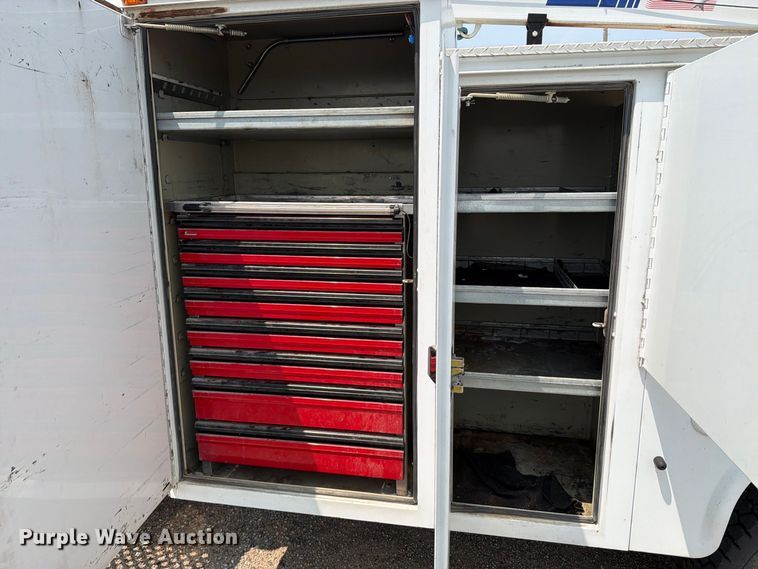 image for item EX4101 2008 Chevrolet C5500 Crew Cab utility / service truck