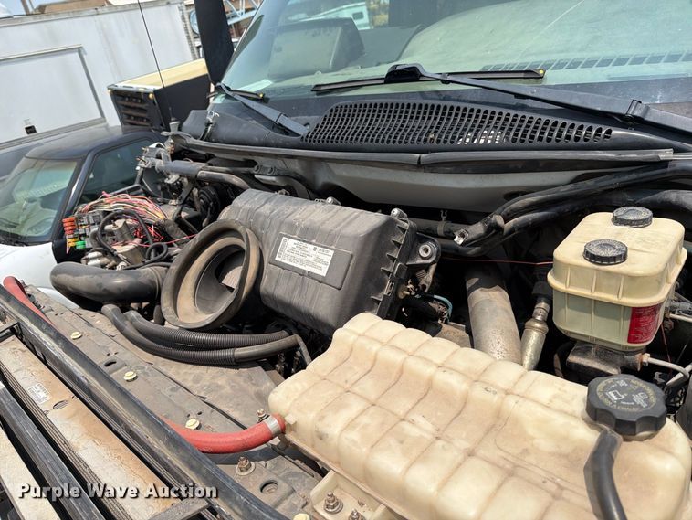 image for item EX4101 2008 Chevrolet C5500 Crew Cab utility / service truck