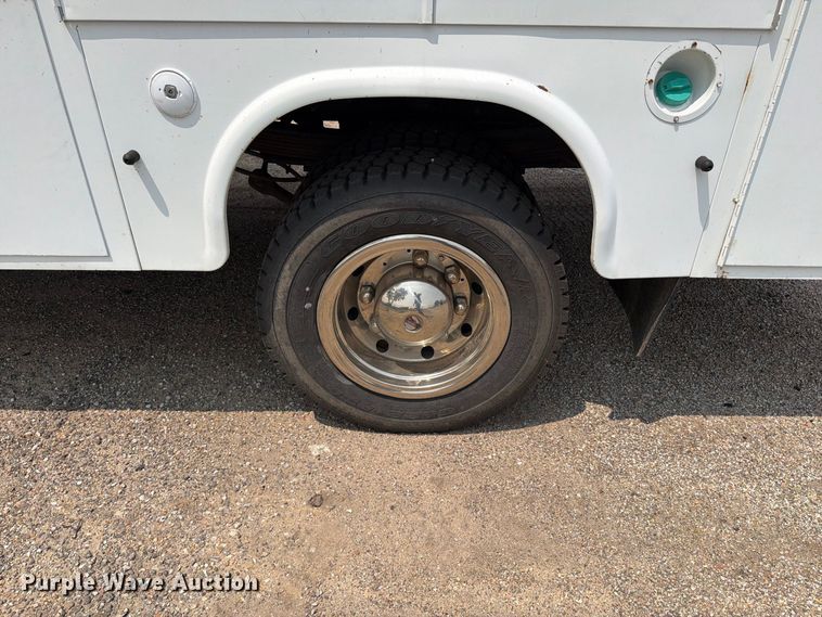 image for item EX4101 2008 Chevrolet C5500 Crew Cab utility / service truck