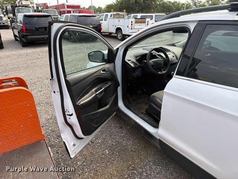 image for item MZ9840 2018 Ford Escape SUV