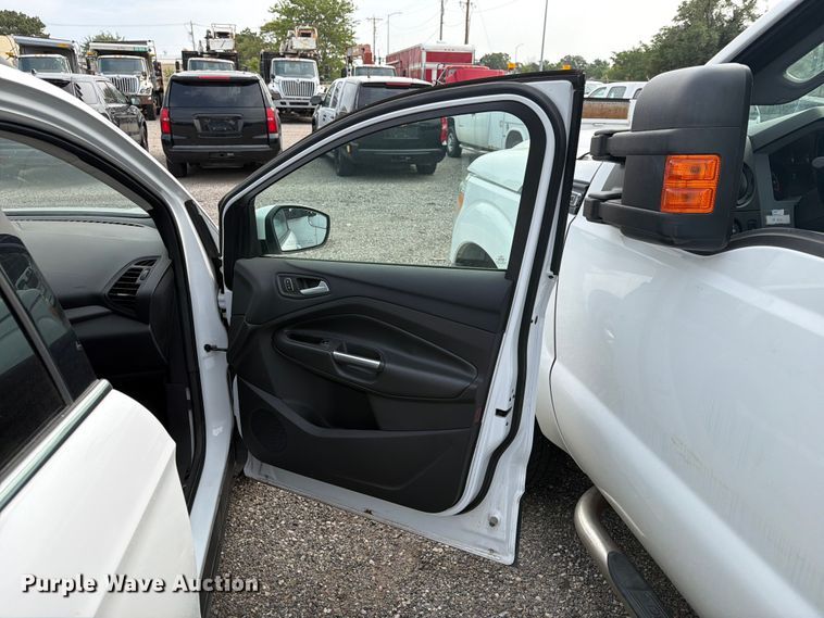 image for item MZ9840 2018 Ford Escape SUV