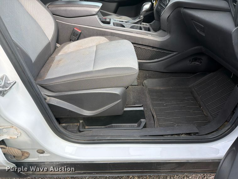 image for item MZ9840 2018 Ford Escape SUV