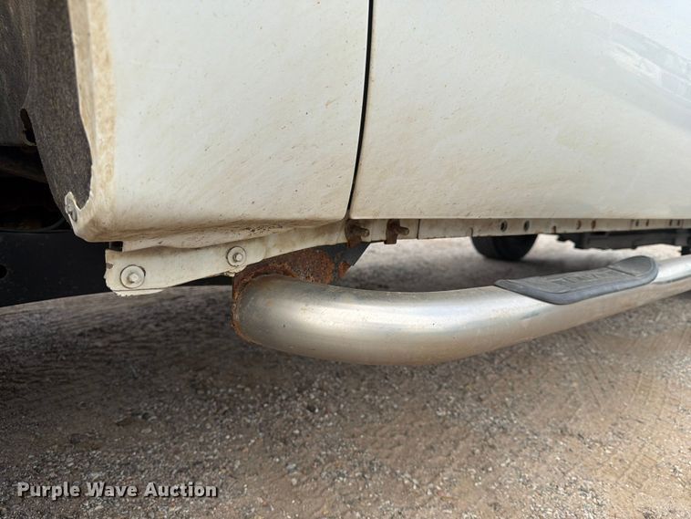 image for item MZ9841 2016 Ford F250 Crew Cab pickup truck