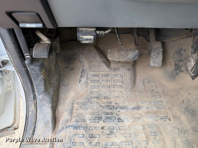 image for item MZ9841 2016 Ford F250 Crew Cab pickup truck