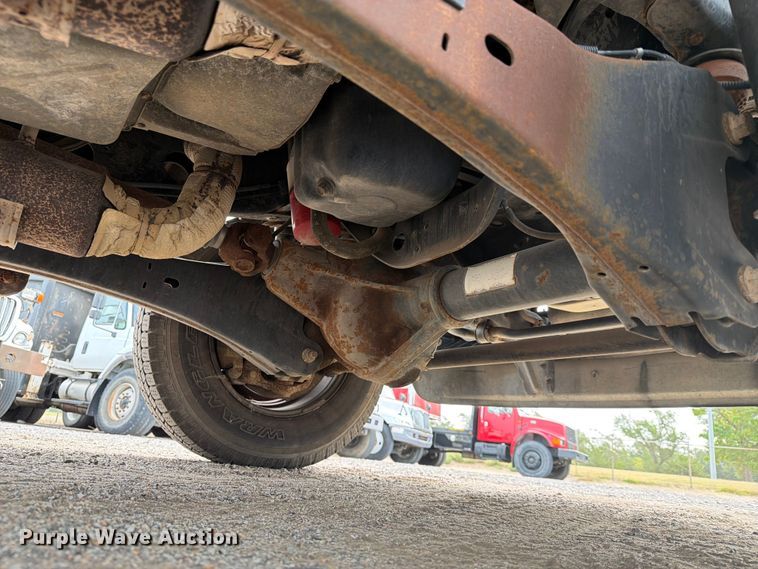 image for item MZ9841 2016 Ford F250 Crew Cab pickup truck
