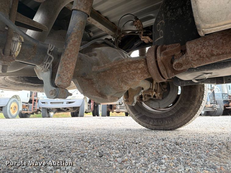 image for item MZ9841 2016 Ford F250 Crew Cab pickup truck