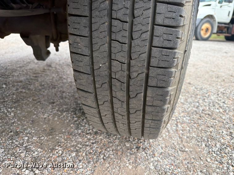 image for item MZ9841 2016 Ford F250 Crew Cab pickup truck
