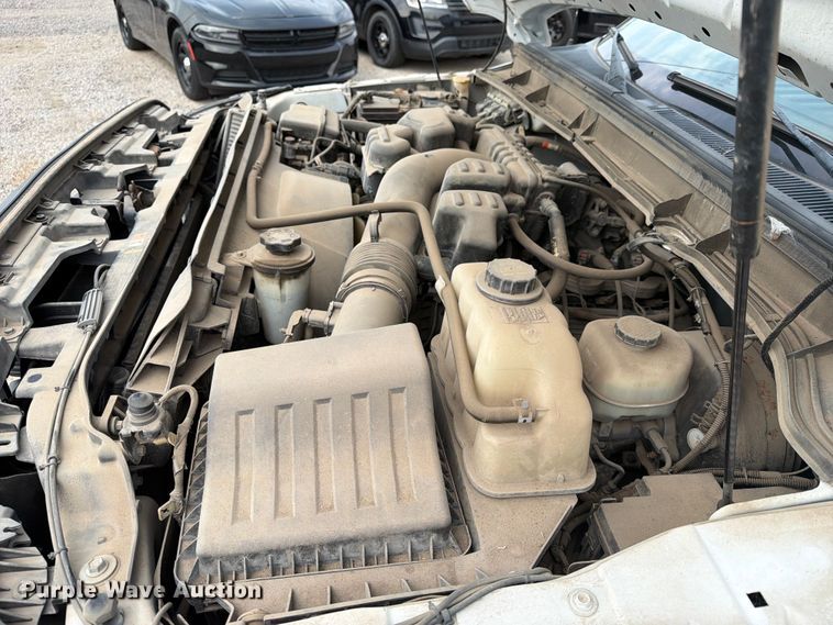 image for item MZ9841 2016 Ford F250 Crew Cab pickup truck